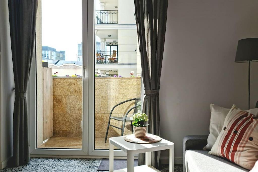 Apartament Zachodni Z Balkonem 4 Osoby วอร์ซอ ภายนอก รูปภาพ